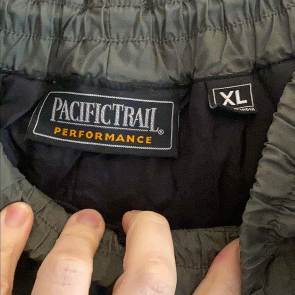 Ski Pants - Picture 2 of 4